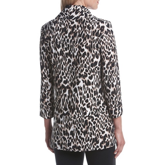 Sizes S,M,XL Calvin Klein Animal Print Open Front Lightweight 3/4 Sleeve Jacket - Picture 2 of 4
